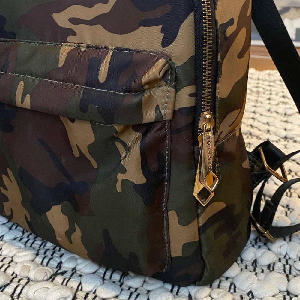 Camo Rampage Backpack - Picture 2 of 6